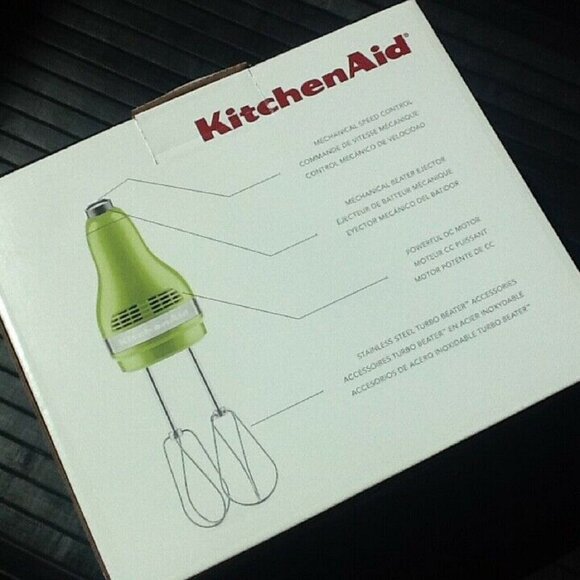 htf New in Box GREEN APPLE KitchenAid Ultra Power 5-Speed Hand Mixer KHM512GA - Picture 9 of 14
